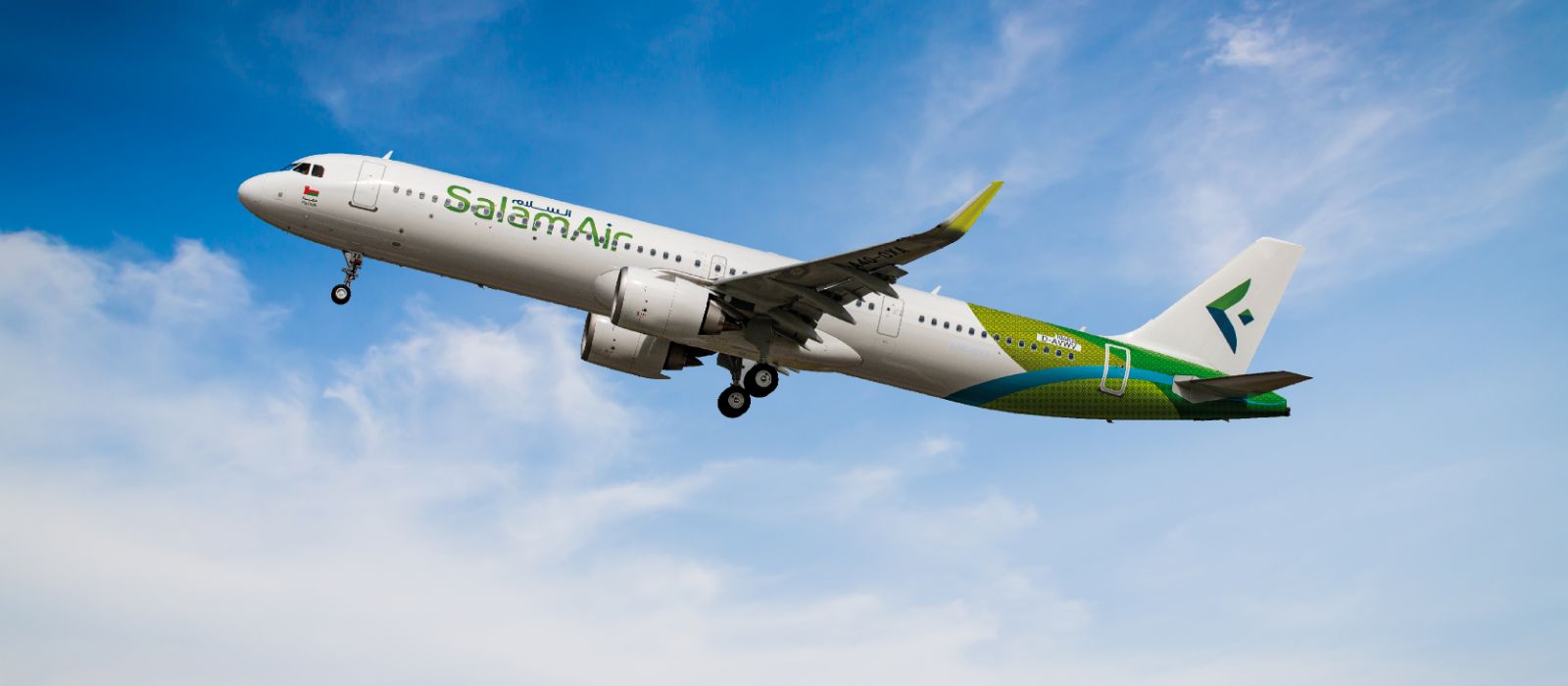 A SalamAir Airbus climbing after take-off